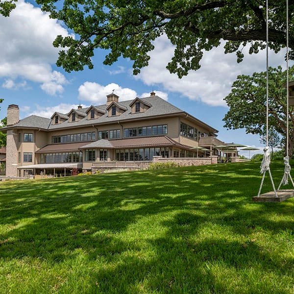 2025-02/COM-Exterior-Lakeside of Building with Swing-600x600.jpg