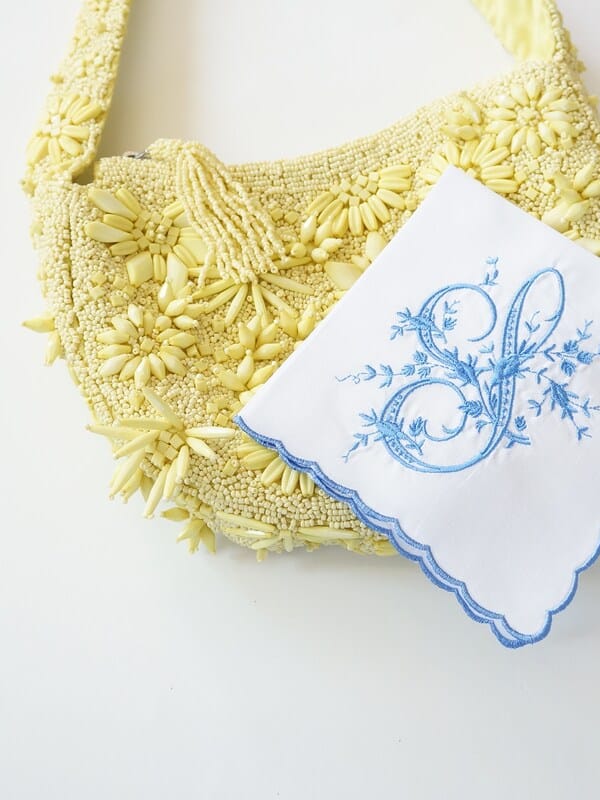 2025-04/Handkerchief.jpg