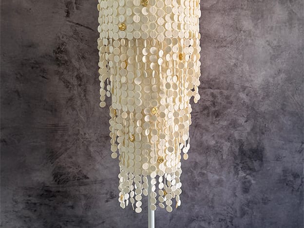 2025-10/Chandelier cake_1.jpg