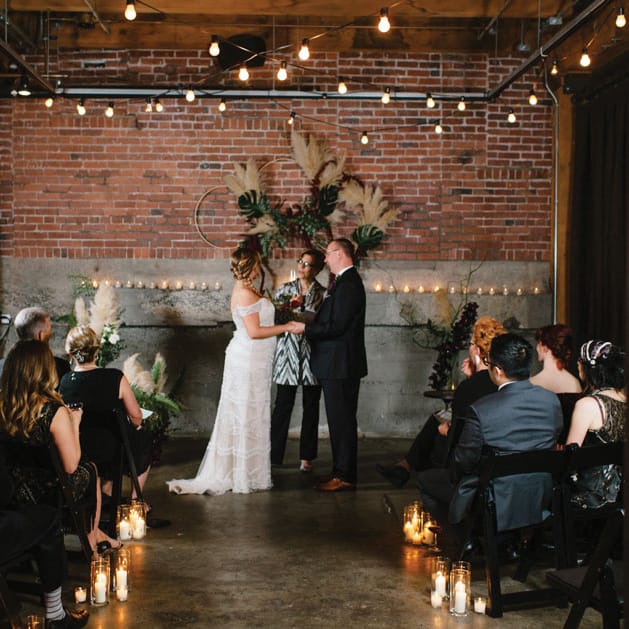 field/seattlebridemag_com_239elwb01_blackmesh_com/2019/image/1-Harrison-Munkelien---10-26-18---Blue-Rose-Photography-5.jpg