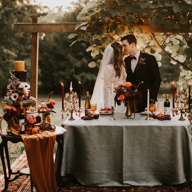 field/seattlebridemag_com_239elwb01_blackmesh_com/2019/image/Kirby_Dustin_Styled-130.jpg