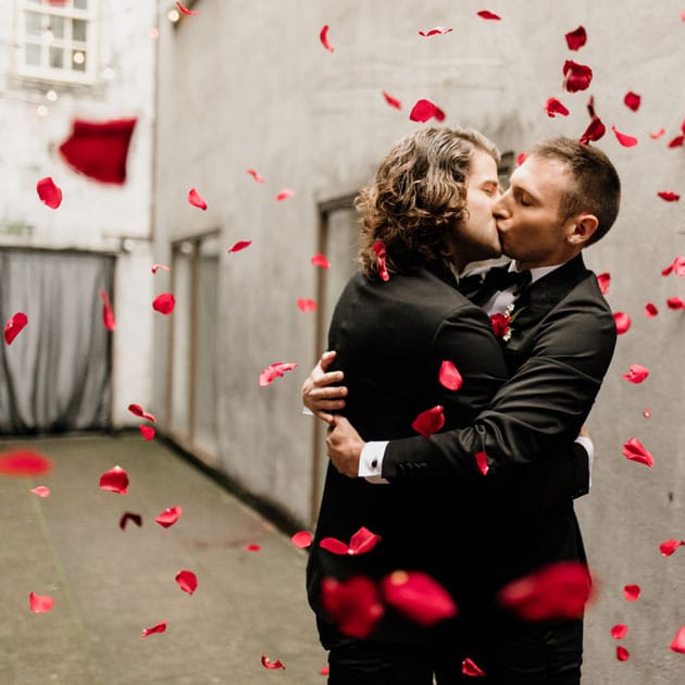 field/orbridemagcom239elwb01blackmeshcom/2019/image/west-end-ballroom-wedding-330.jpg