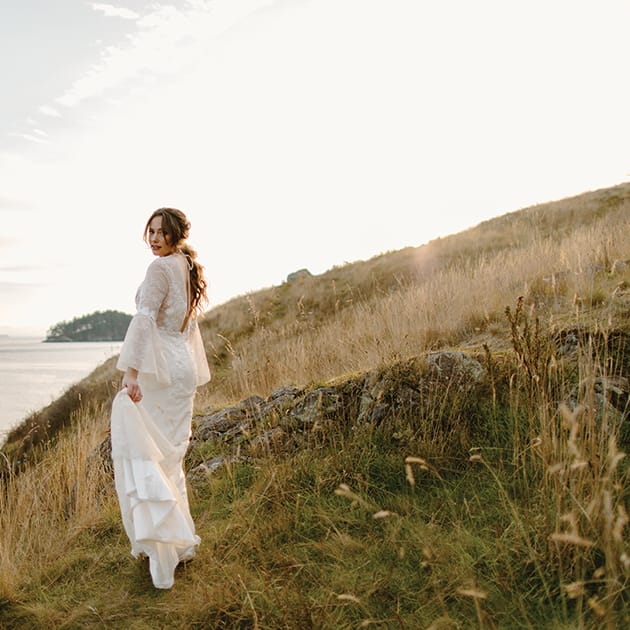 field/seattlebridemagcom239elwb01blackmeshcom/2021/image/Rosario-Beach-Styled-Shoot-CTP-42_0.jpg