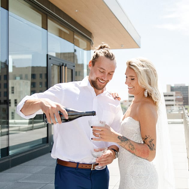 field/sandbox_mnbride_com_239elwb01_blackmesh_com/2023/image/af5_MNB_SS2301.jpg