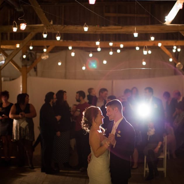 field/wibridecom239elwb01blackmeshcom/image/Enchanted_Barn_WI_wedding-photographer-00296_WEB.jpg