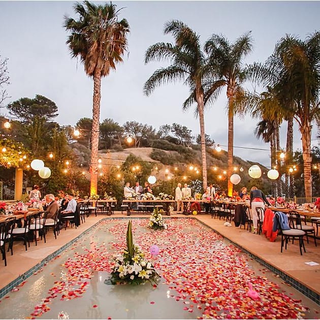 field/sandbox_californiaweddingday_com_239elwb01_blackmesh_com/2018/image/2018-01-29_0001_0.jpg