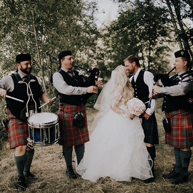 field/orbridemag_com_239elwb01_blackmesh_com/2018/image/Bridal-and-Family-0039.jpg