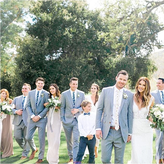 field/seattlebridemag_com_239elwb01_blackmesh_com/2018/image/2018-10-23_0015.jpg