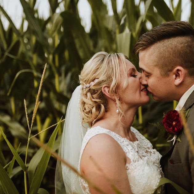 field/wibride_com_239elwb01_blackmesh_com/2018/image/Mr.&Mrs.Thein-318_WEB.jpg