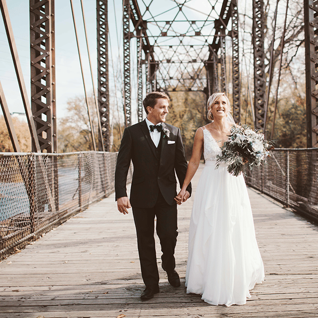 Nicollet Island Wedding Photography