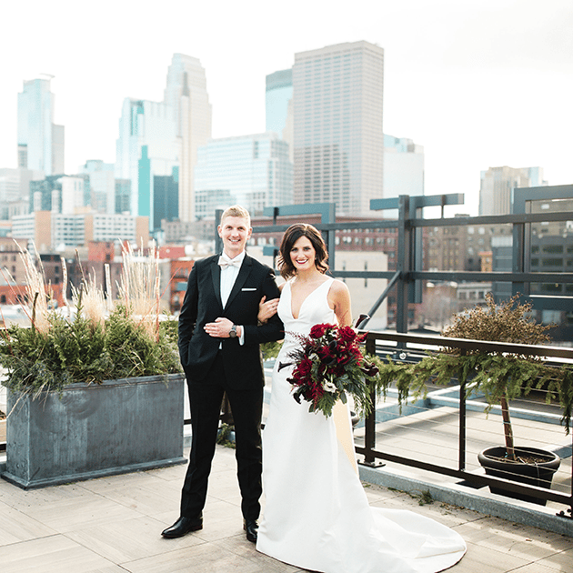 Minnesota Wedding with Minneapolis Skyline
