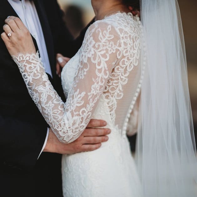 Timeless Black Tie Union at the Minneapolis Aria | Minnesota Bride