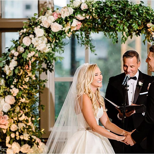 field/seattlebridemagcom239elwb01blackmeshcom/2019/image/2019-02-27_0127.jpg