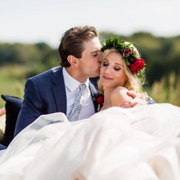 Rustic-Meets-Glam Farm Wedding in Cokato | Minnesota Bride