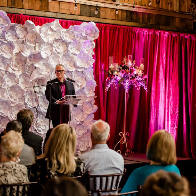 field/seattlebridemag_com_239elwb01_blackmesh_com/2019/image/alante_100__CF19303.jpg