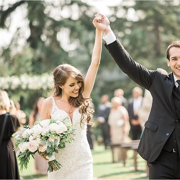 field/seattlebridemag_com_239elwb01_blackmesh_com/2018/image/2018-10-05_0025.jpg