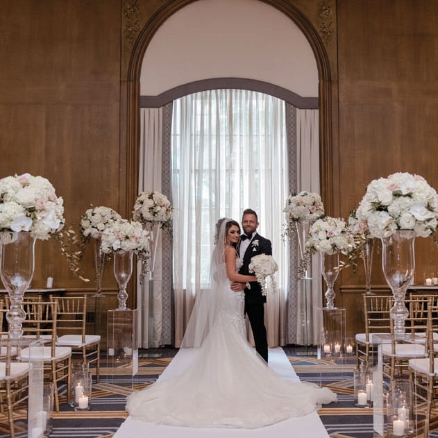field/seattlebridemag_com_239elwb01_blackmesh_com/2019/image/86a.jpg