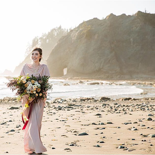 field/seattlebridemagcom239elwb01blackmeshcom/2019/image/2019-05-24_0047.jpg