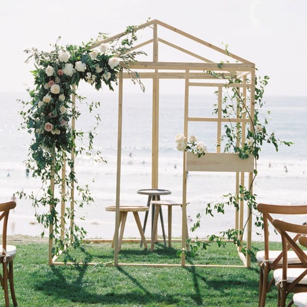 field/sandbox_californiaweddingday_com_239elwb01_blackmesh_com/2018/image/27.jpg