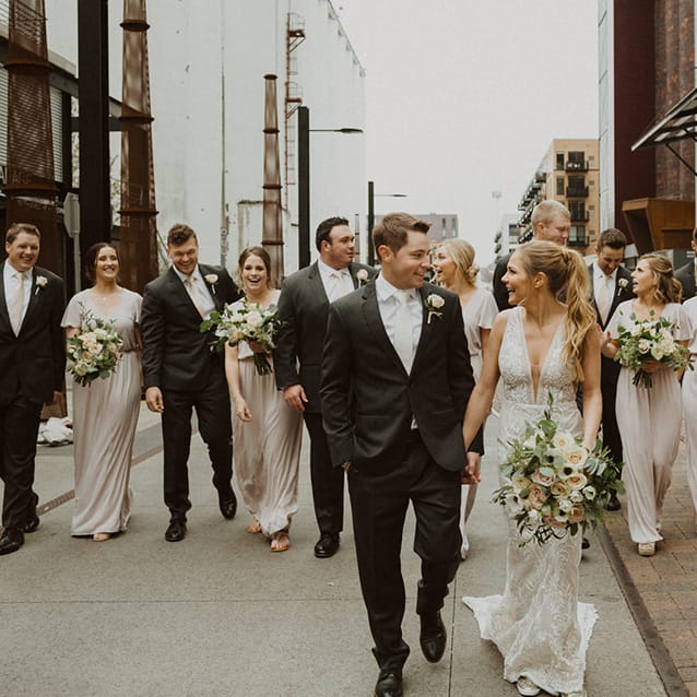Shelby and Zac hold a fall wedding at The View