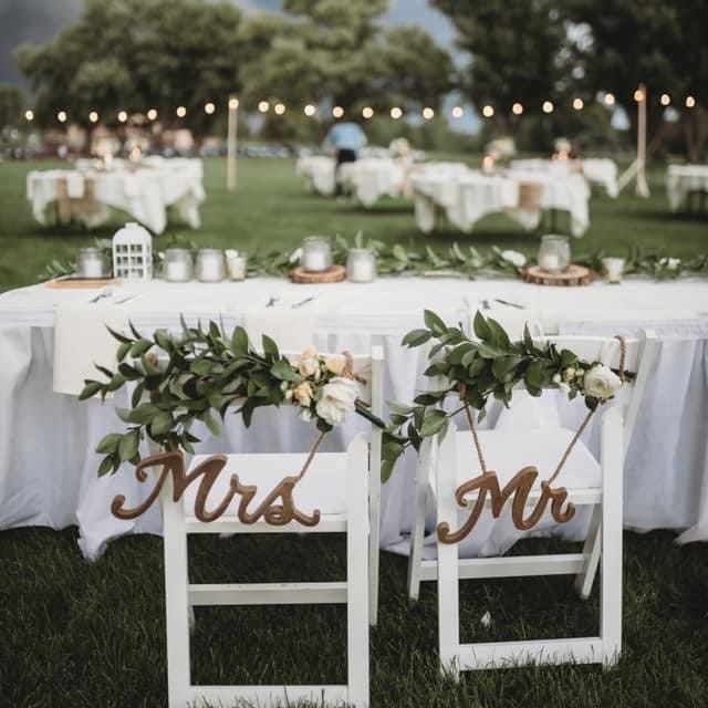 2025-10/table setting (1).jpg
