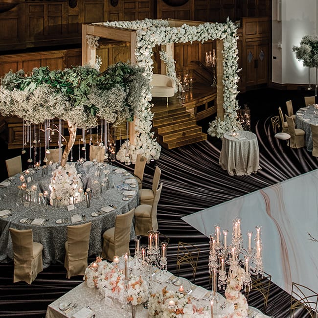 field/seattlebridemag_com_239elwb01_blackmesh_com/2022/image/afile_seb_fw2205.jpg