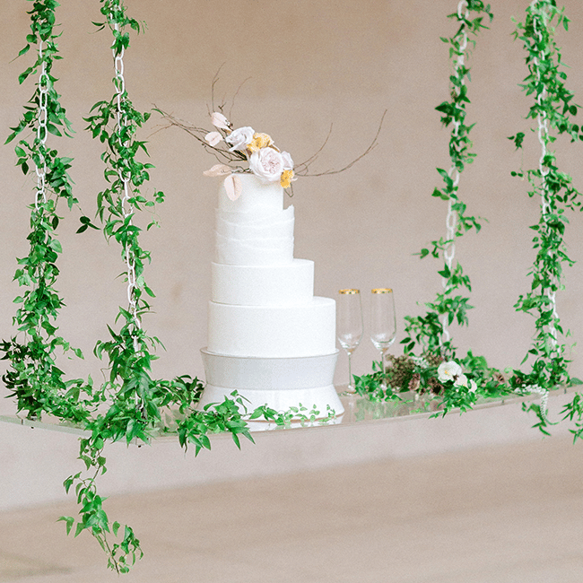 field/wibride_com_239elwb01_blackmesh_com/2018/image/WIbridemag-111(1) cropped.png
