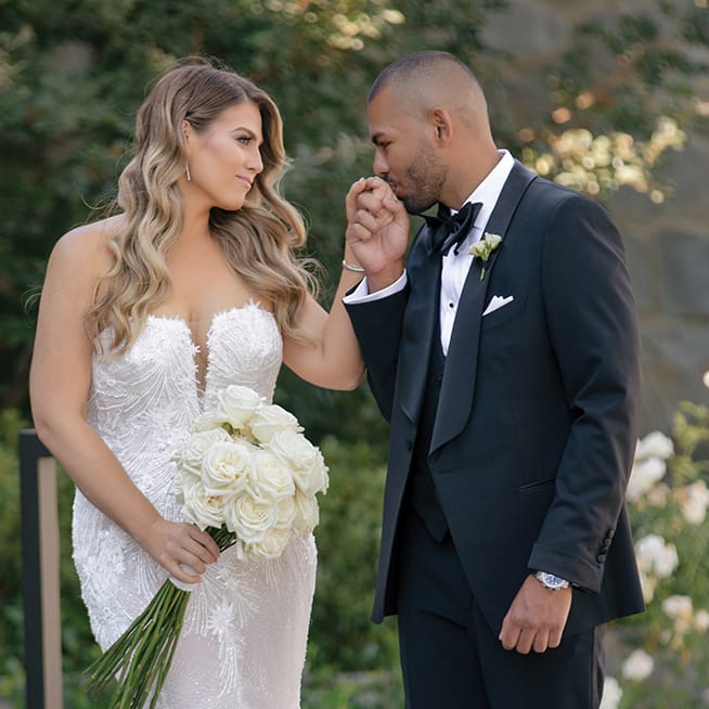 field/sandboxcaliforniaweddingdaycom239elwb01blackmeshcom/2022/image/real weddings_CWD_FW22_76.jpg
