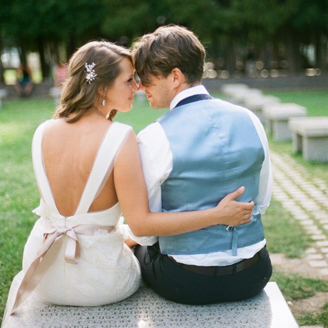 field/sandboxmnbridecom239elwb01blackmeshcom/image/Kirsten-and-David-FILM-205_1_0.jpg