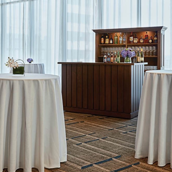 field/sandboxmnbridecom239elwb01blackmeshcom/image/JW_MSJP_3rdPreFunction_BarSetUp.jpg