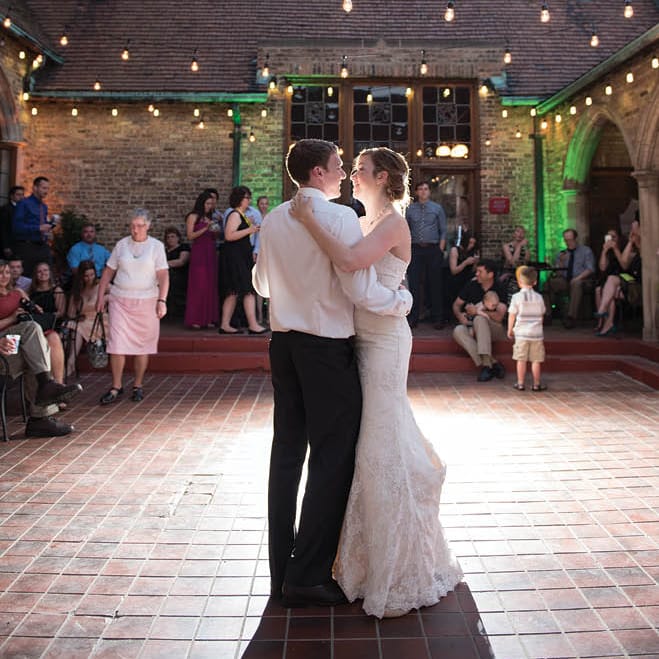 Love on Tap: Brewery Weddings | Wisconsin Bride