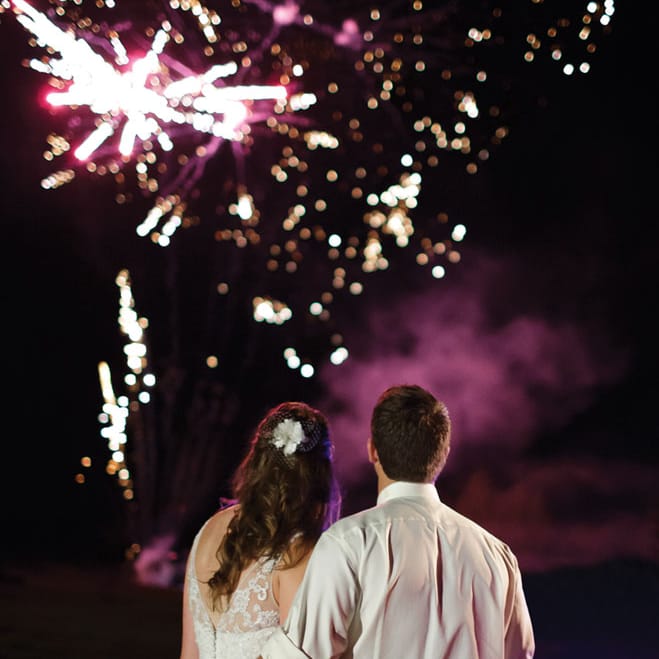 field/image/Fireworks-at-your-wedding.jpg