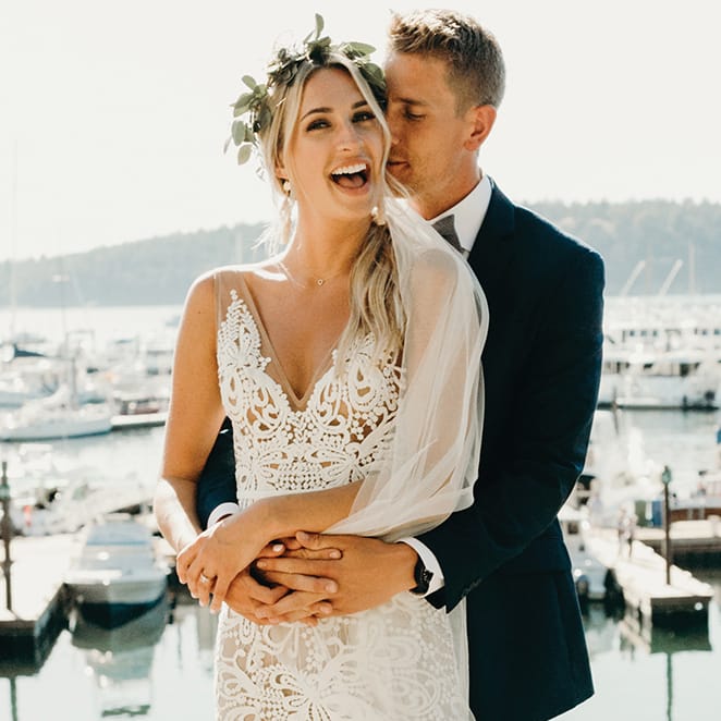 field/seattlebridemagcom239elwb01blackmeshcom/2022/image/rw_SEB_fw2273.jpeg