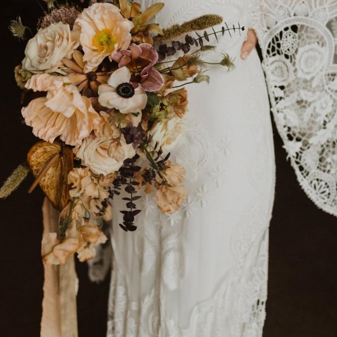 earthy bridal bouquet