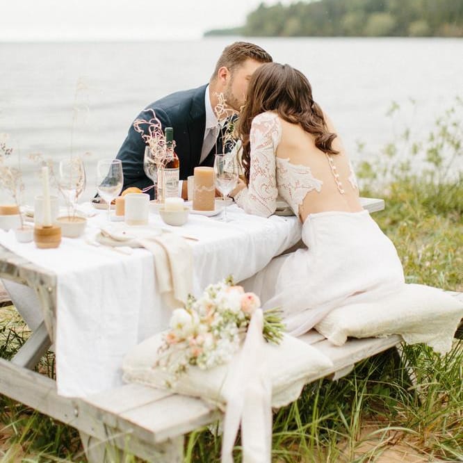 field/wibridecom239elwb01blackmeshcom/2020/image/BeautyandtheBeach1.jpg