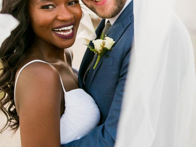 field/sandboxmnbridecom239elwb01blackmeshcom/2022/image/bellagalaphotomnb2203.jpg