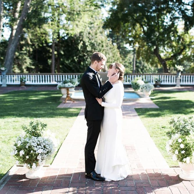 field/seattlebridemagcom239elwb01blackmeshcom/2019/image/smol.jpg