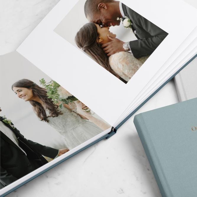 field/seattlebridemagcom239elwb01blackmeshcom/2019/image/Artifact Uprising Wedding Albums Details.jpg