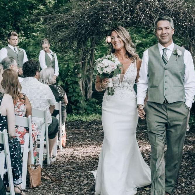 Larisa and Mike's wedding at Camrose Hill