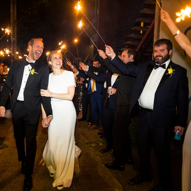 field/seattlebridemagcom239elwb01blackmeshcom/2021/image/KerRya-wed-1004-alante-LC1_1436.jpg