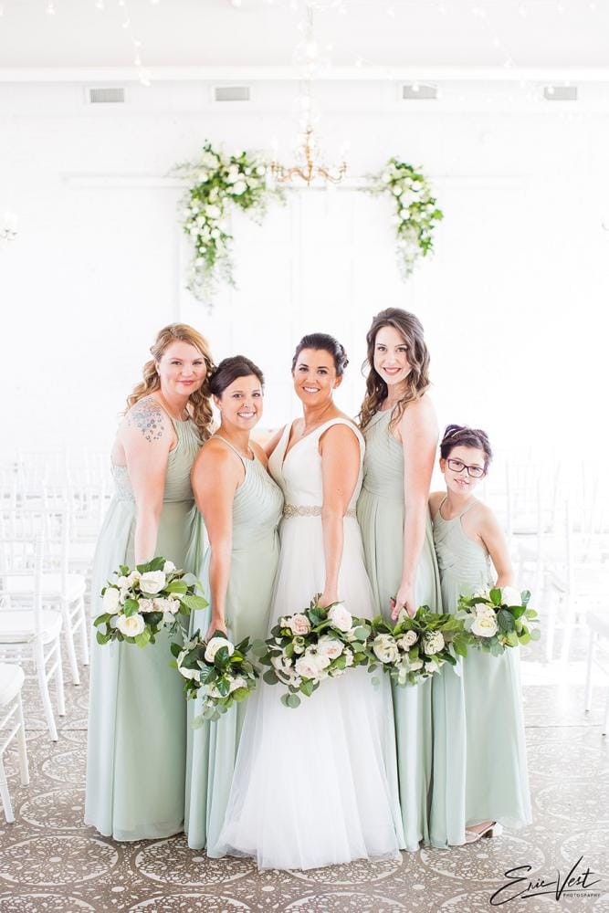 field/sandboxmnbridecom239elwb01blackmeshcom/2021/image/petalsbeansmnb2204.jpg