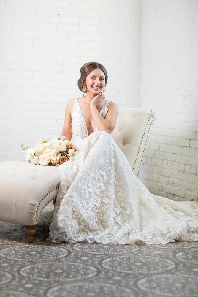 field/sandboxmnbridecom239elwb01blackmeshcom/2021/image/mnbfw21flowersce.jpg
