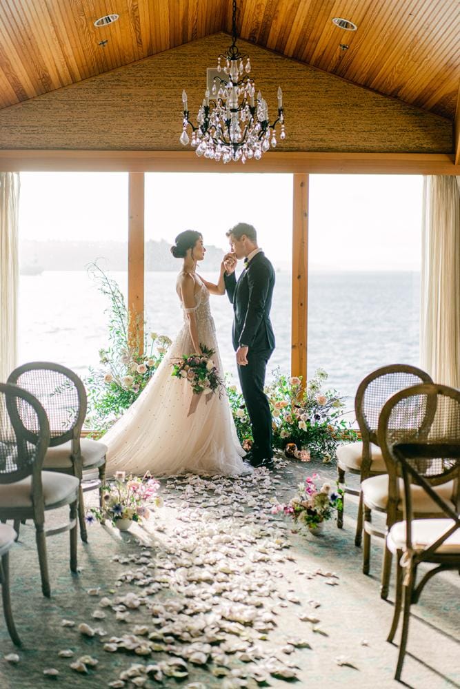 field/seattlebridemagcom239elwb01blackmeshcom/2023/image/edgewatersebfv2301.jpg