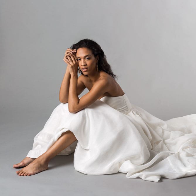 field/orbridemag_com_239elwb01_blackmesh_com/2019/image/82.jpg