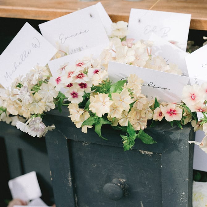 field/seattlebridemagcom239elwb01blackmeshcom/2022/image/afile_seb_fw2206header.jpeg