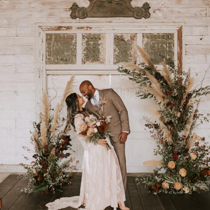 field/seattlebridemagcom239elwb01blackmeshcom/2021/image/2021-06-28_0023.jpg
