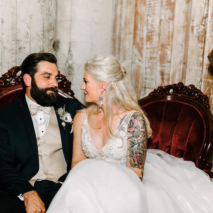field/seattlebridemagcom239elwb01blackmeshcom/image/bigfakewedding-658.JPG