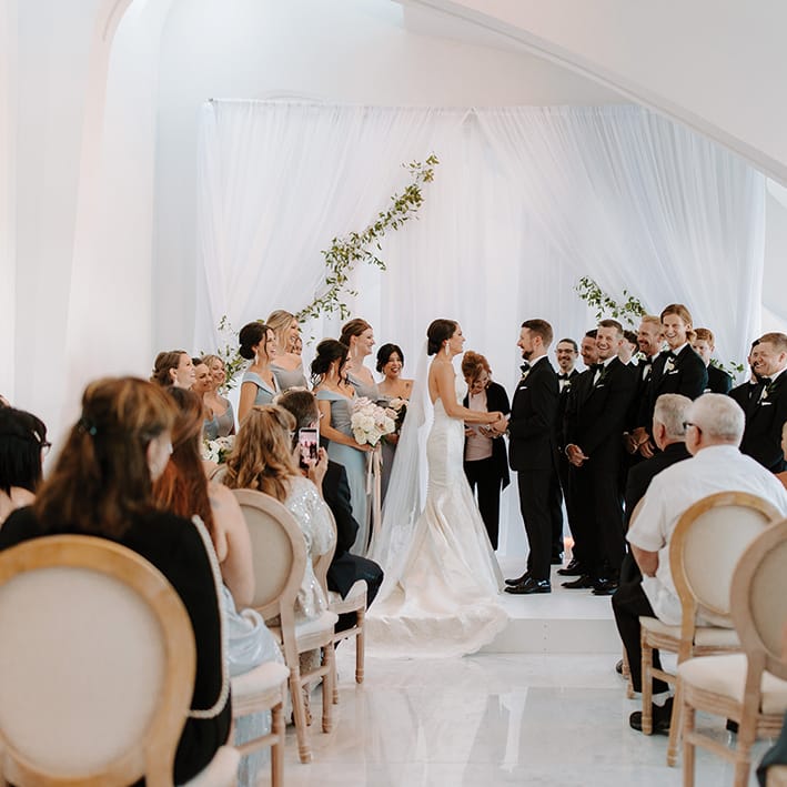 field/wibride_com_239elwb01_blackmesh_com/2022/image/newlywed7_WIB_fw2207.jpg
