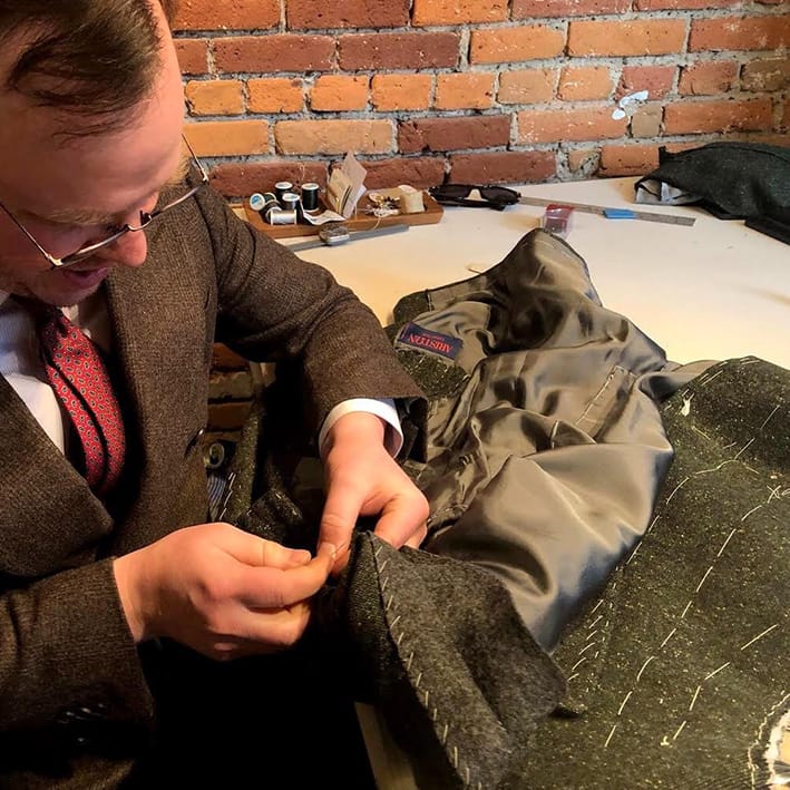 field/seattlebridemag_com_239elwb01_blackmesh_com/2019/image/David Sewing cropped.jpg