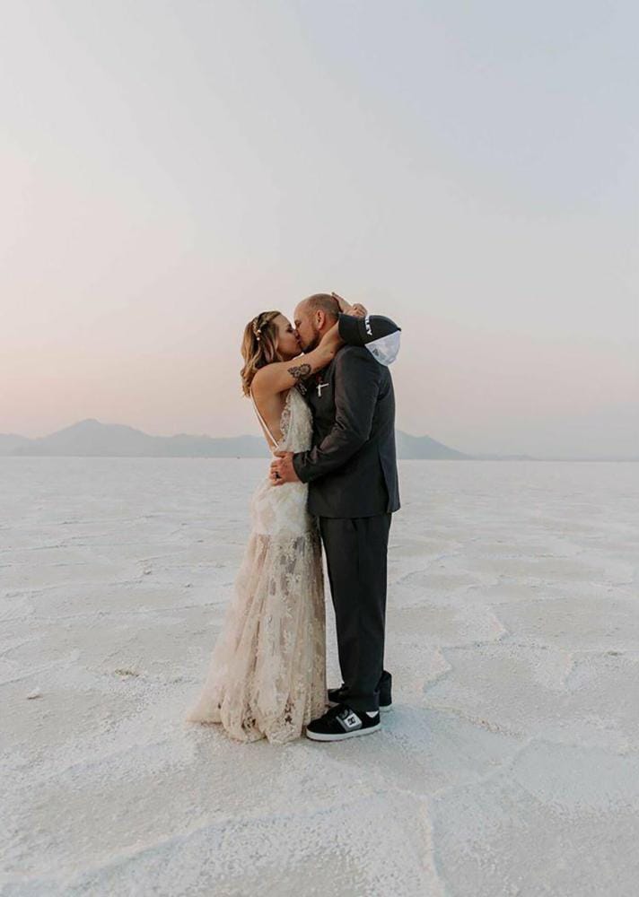 field/sandboxmnbridecom239elwb01blackmeshcom/2022/image/bespokemnbfv2201.jpg